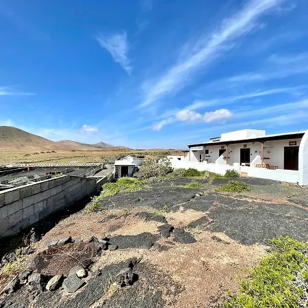 Holiday home Bonita Casa Rural En Finca Con Wifi Y Vista A Volcan
